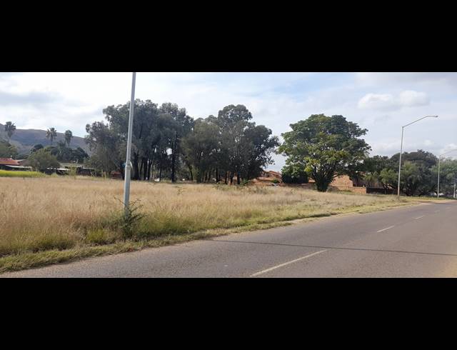 8,224M² VACANT LAND FOR SALE IN SUIDERBERG